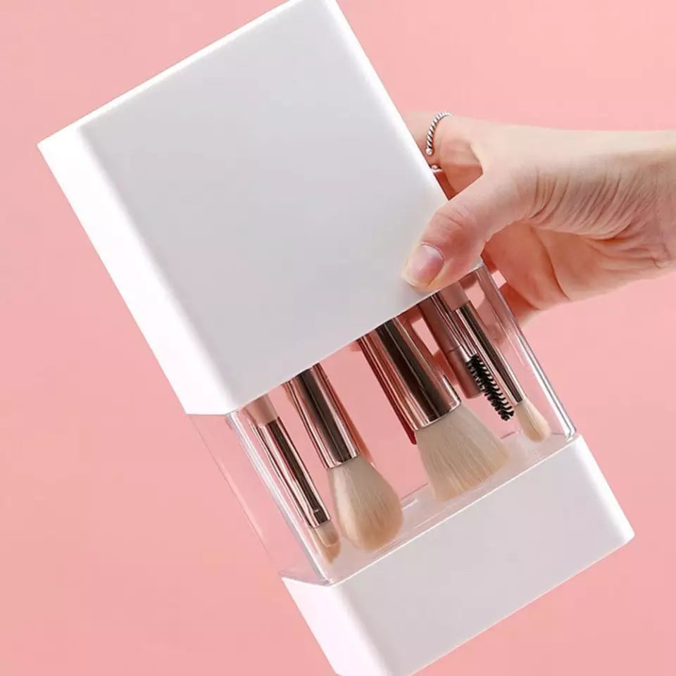 Willa brush storage box