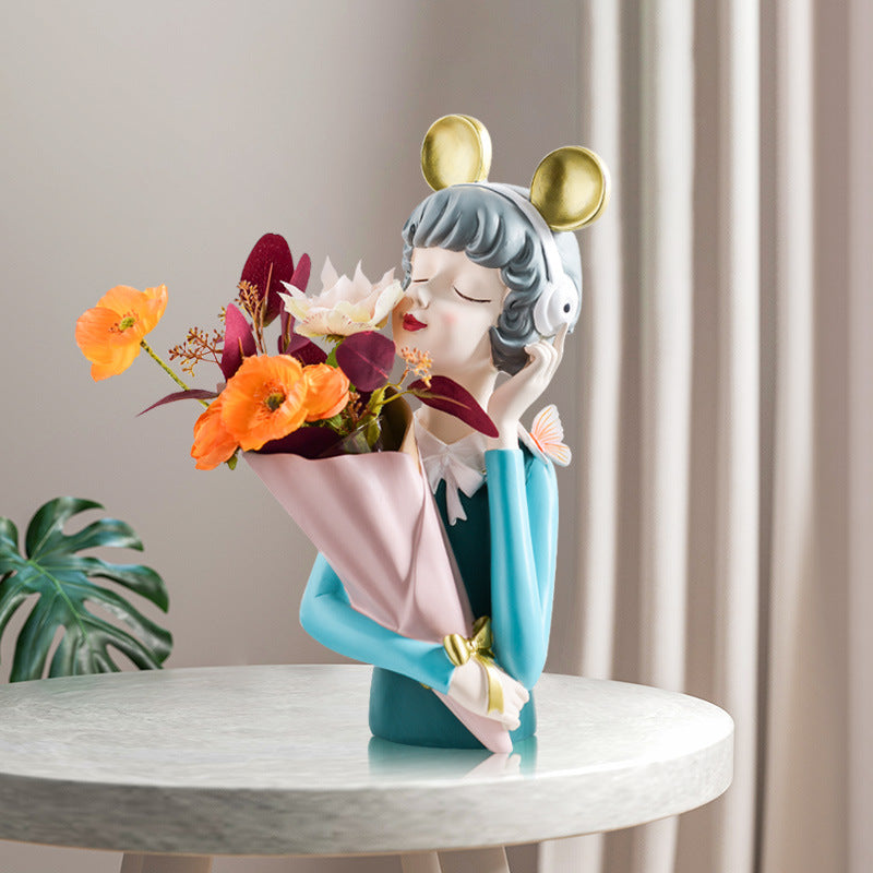 Allyson with vase