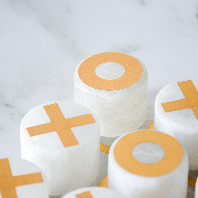 Tic tac toe decor