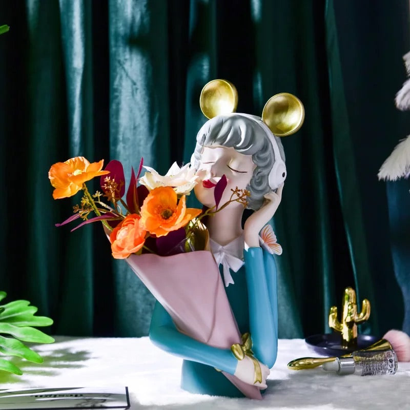 Allyson with vase