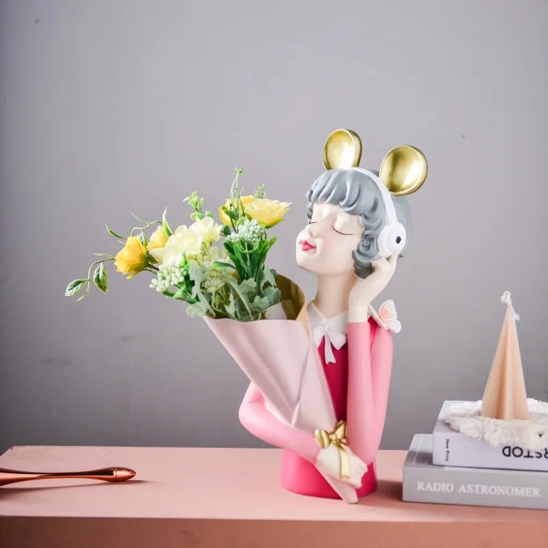 Allyson with vase