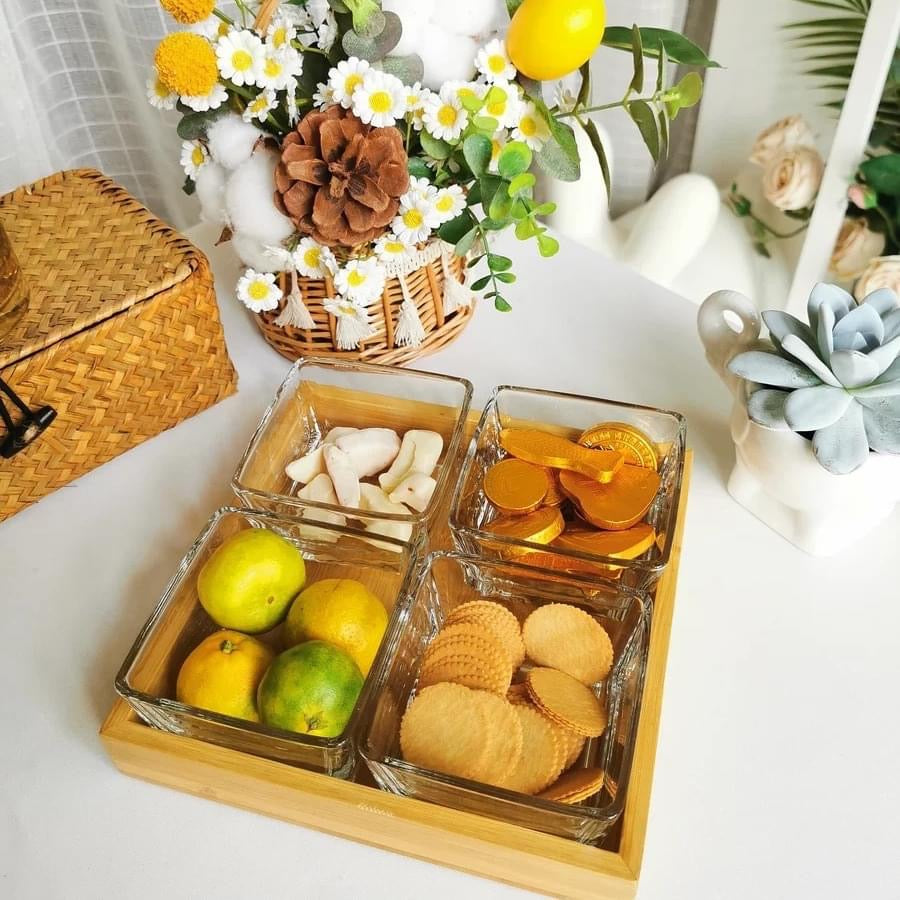 Ermie snack bowls with bamboo tray