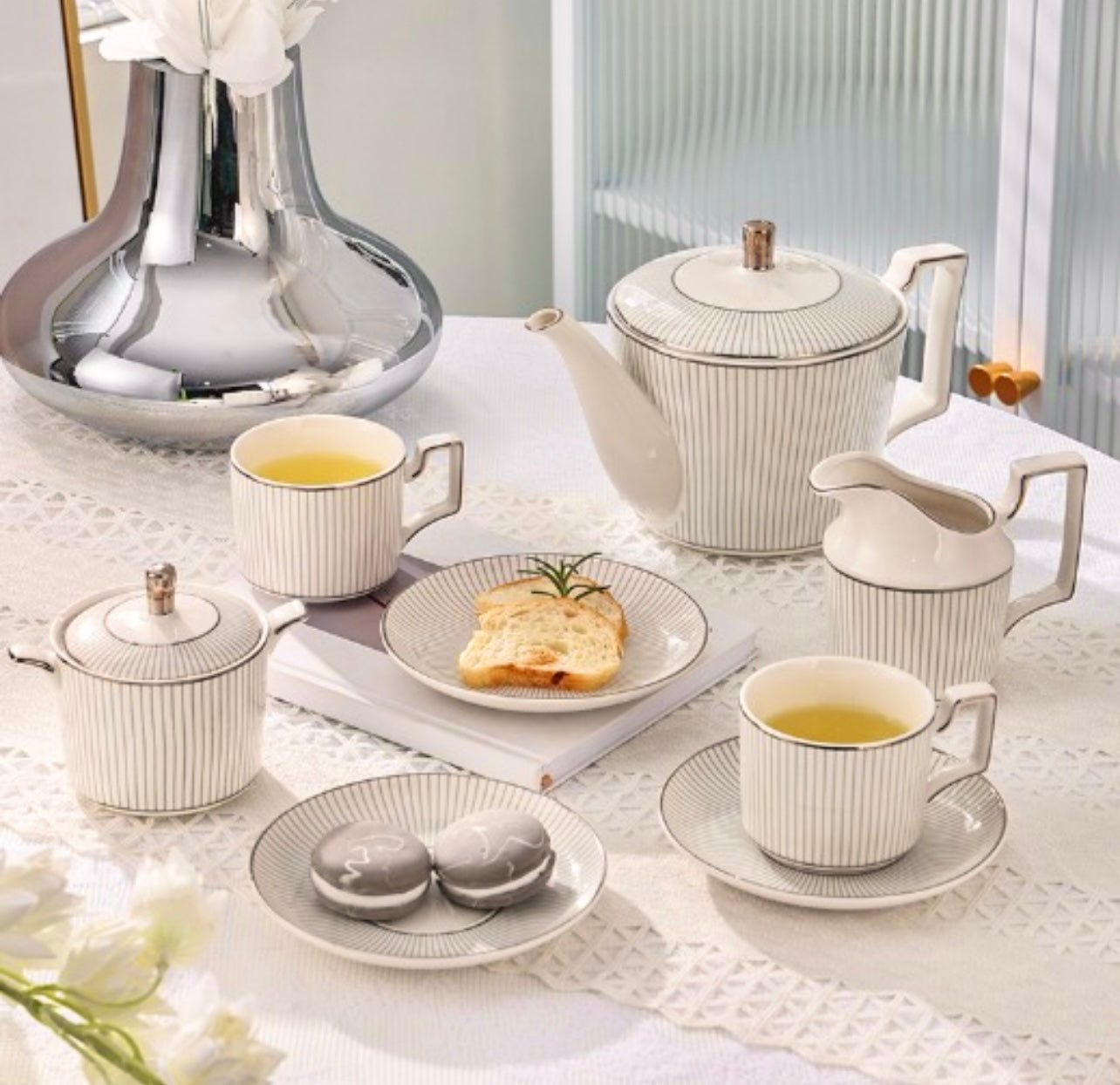 Ofelia High Tea Set